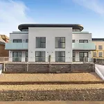 Marine View Apartment By Air Premier