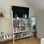 Immaculate 1-Bed Apartment In Penzance