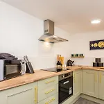 Room 02 - Sandhaven Rooms Double