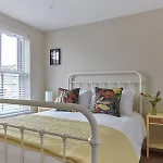 Sunbeam Cottage