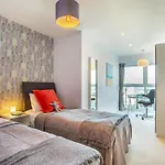 2 Bed In Newquay 87402