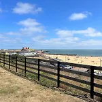 2 Bed In Gorleston-On-Sea 88927