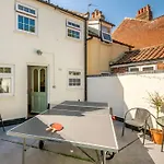 2 Bed In Oulton 88109