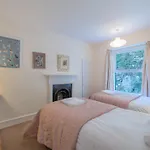 4 Bed In Aberdovey Dy038