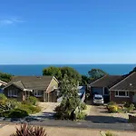 Tara, Spacious Family Home, Wonderful Sea Views