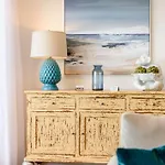 5 Bed In Westward Ho 80650