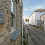 Oyster Cottage