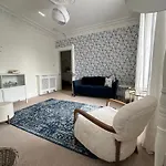 Seaside Retreat No 8