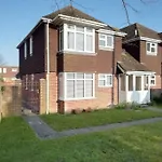 1 Bed Bognor Apartment 300 Yrds From Beach