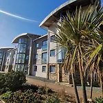 Ocean 1- Sea View Apartment, Fistral Beach Newquay