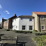 Honeybee Cottage