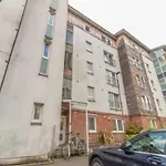Pass The Keys Lovely 2Bedroom Flat With Balcony
