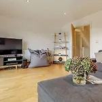 4 Bed In East Cowes 93249