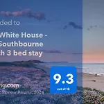 The White House - Lux Southbourne Beach 3 Bed Stay