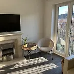 Entire Cosy Home In Liverpool Marina
