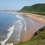 2 Bed In Port Eynon 88216