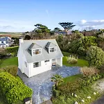 Dolphin'S Barn