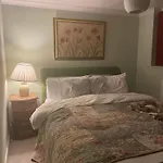 2 Bedroom Holiday Home Near Quiet Beach