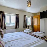 3 Bed In West Bay Dc024