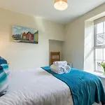 2 Bed In Croyde 87110