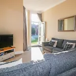 Sandpiper Court