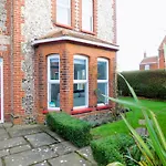 Corner House
