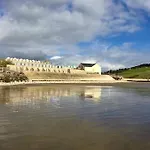 Lovely Charmouth Cottage With Log Fire & Garden Close To Beach