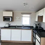 Southview Holiday Park Skegness - Upgraded Caravan - Unica