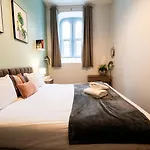 Free Parking | Smart Tv | 4 Guests