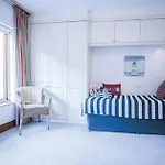 Beachways - 5 Bedroom Holiday Home - Saundersfoot
