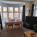 Ashton Holiday Flats Seaviews