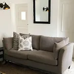 Beautiful 1 Bed Annex, Near Beach And Shops