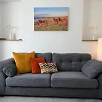 Saltwater Pearl - A Charming 4 Bed Townhouse
