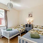 2 Bed In Paignton 92055