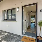 2 Bed In St Davids 92137