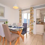3 Bed In Brixham 75230