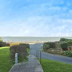 Seafront Quay West Apartments