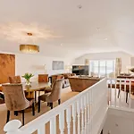 3 Bed In Aberdovey 91520