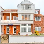 Sully'S Cove, Stylish Apartment Near Southwold Pier