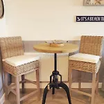 Willow Snug - Trearddur Bay Cosy Apartment