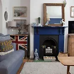 Whitstable Cottage - Perfect Location