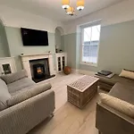 Polruan - Stunning Central Nq House - Dog Friendly