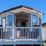 Lovely And Bright Caravan Haven Littlesea With Views Across The Fleet Lagoon