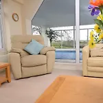 3 Bed In Bideford Bybur
