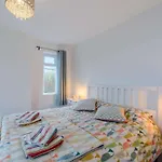 4 Bed In Combe Martin 86108