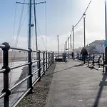 3 Bed In Appledore 87128