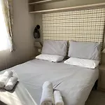 Luxury Holiday Home Sleeps 6 Pet Friendly