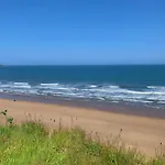 Bayside At The Bay Filey, Sleeps 10 In 4 Bedrooms, Pet-Free