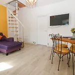 'Llandudno Central' - 2 Bed Luxury Flat, Close To Town And Beaches