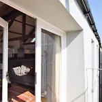 5 Bed In Appledore 73612